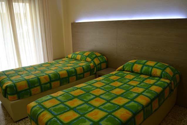 Hotel Rosa Del Tirreno Quercianella Room photo